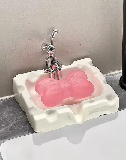 家用高颜值浴室洗手台沥水摆件沥水皂碟托轻奢陶瓷兔子肥皂收纳盒